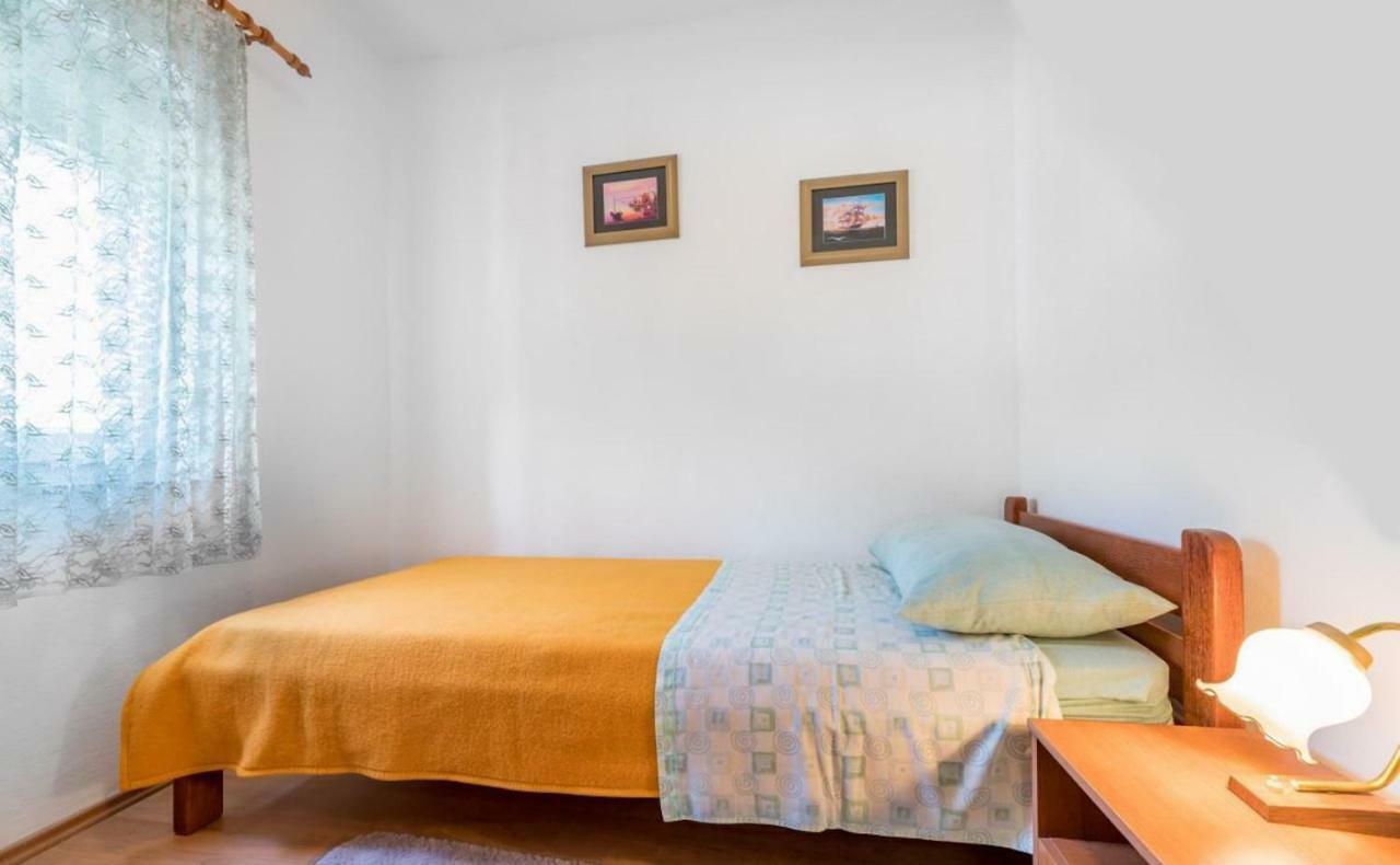 Apartmani Sersic Baška Exteriör bild